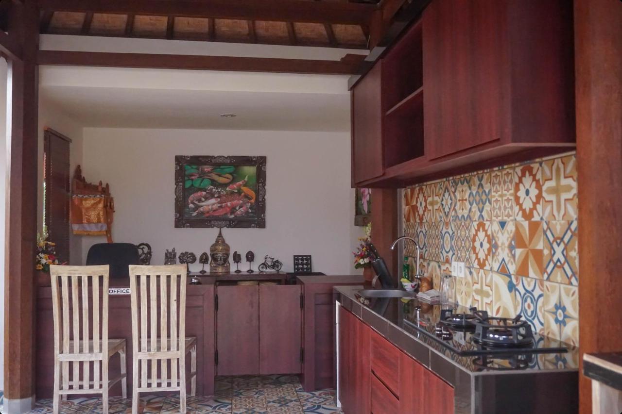 Kj Klumpu Wooden Style Guest House At Canggu ภายนอก รูปภาพ